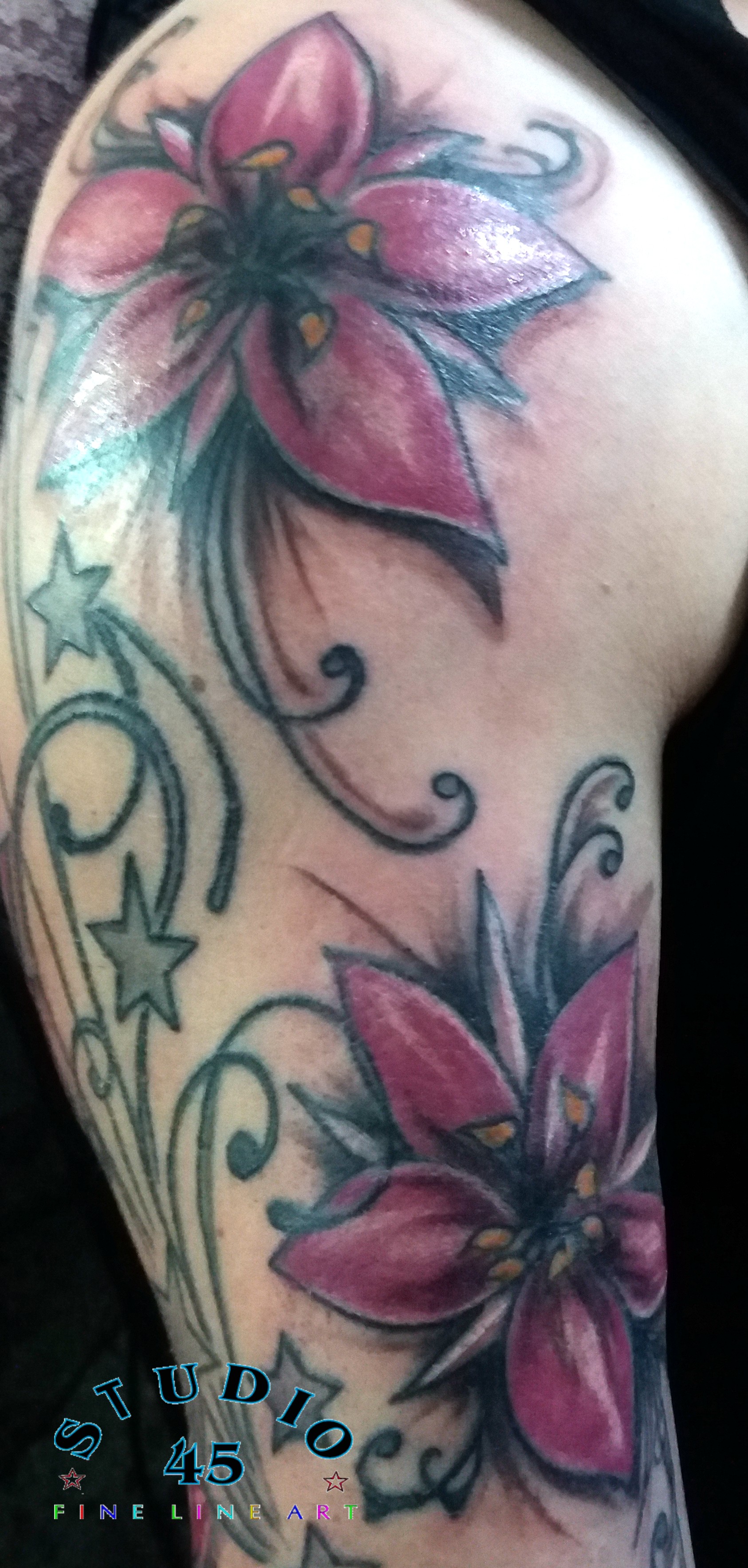 BlumenTribal-Oberarm Nachher Tattoo Recklinghausen STUDIO 45